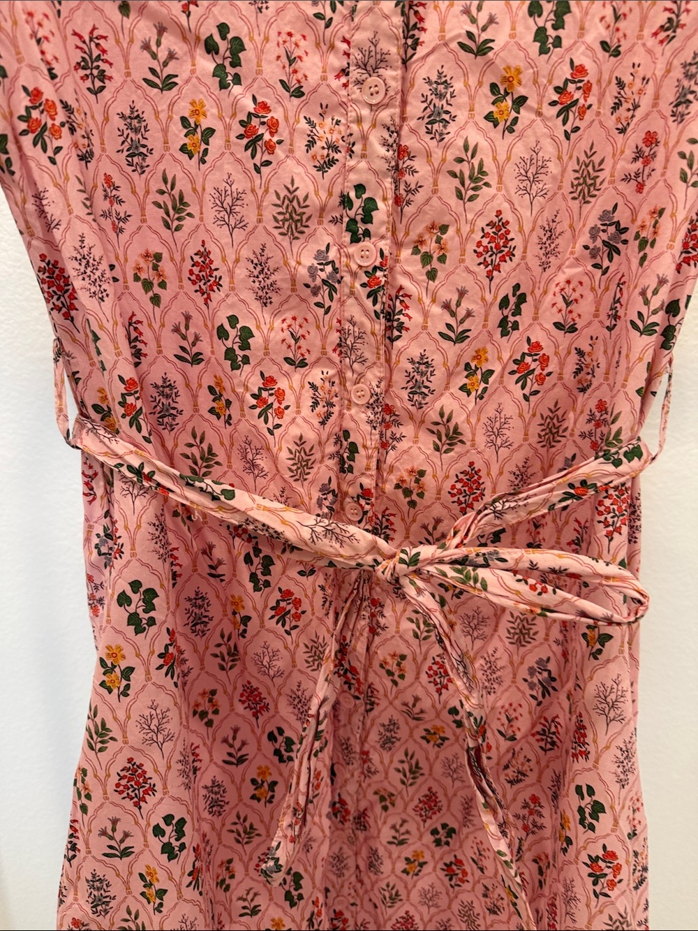 Pink Floral Button-Front Midi Dress with Tie Waist - Picture 4 of 5